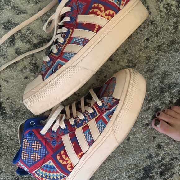 Farm Rio x Adidas collab - Picture 6 of 6